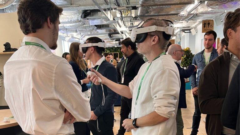 use of AR/VR headsets during an event